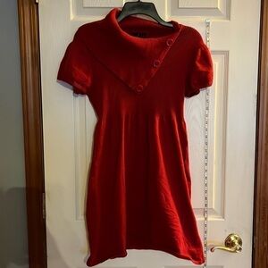 Take out-L-red-short sleeve, knit sweater dress with fold over button collar